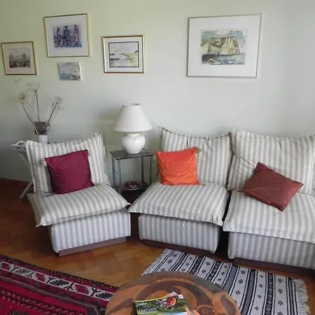 Côté Et Plaisance Hotel *